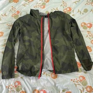 Camouflage green and orange rain jacket All In Motion size youth xl